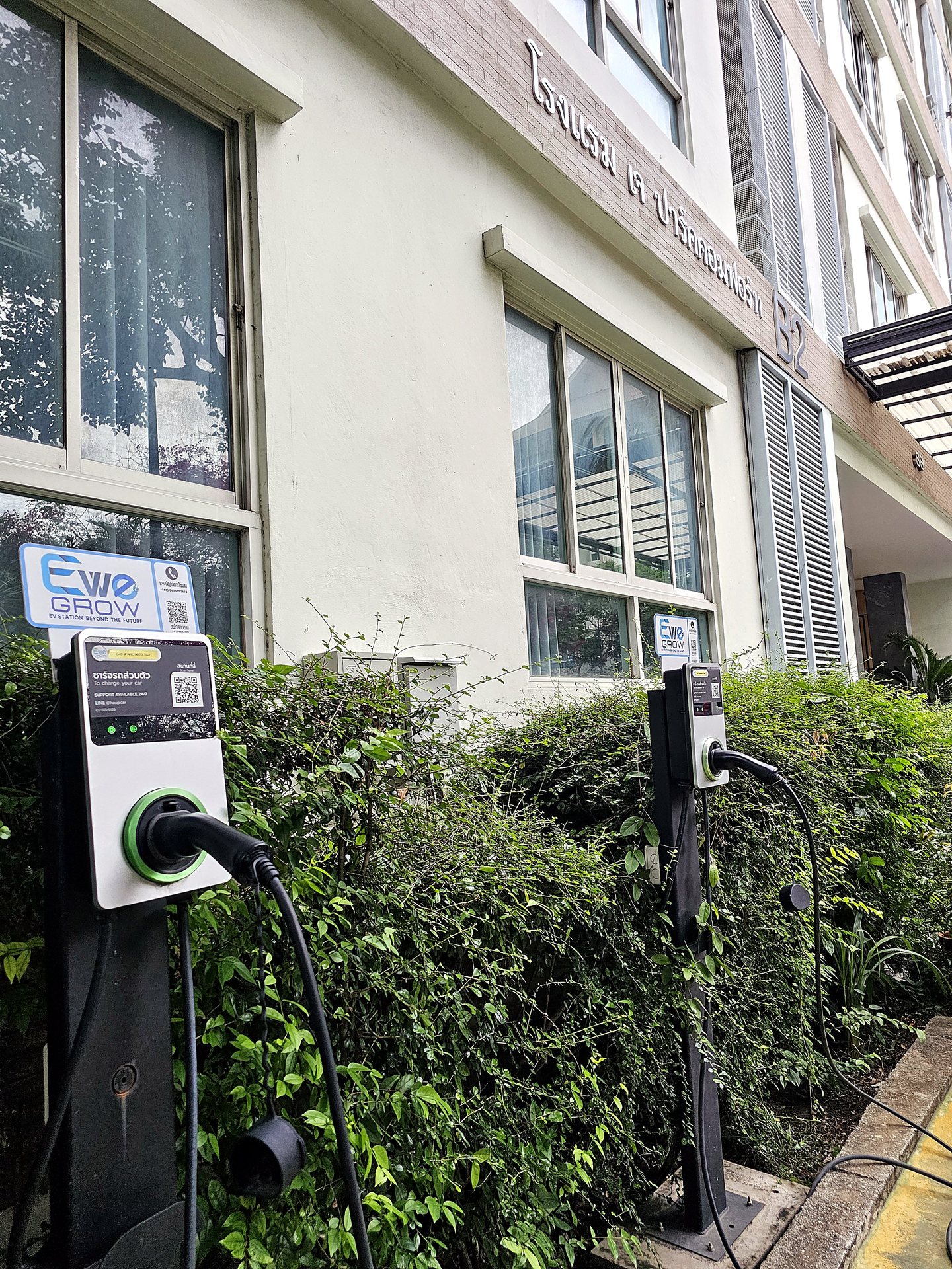 EV charging stations at J Park Hotel